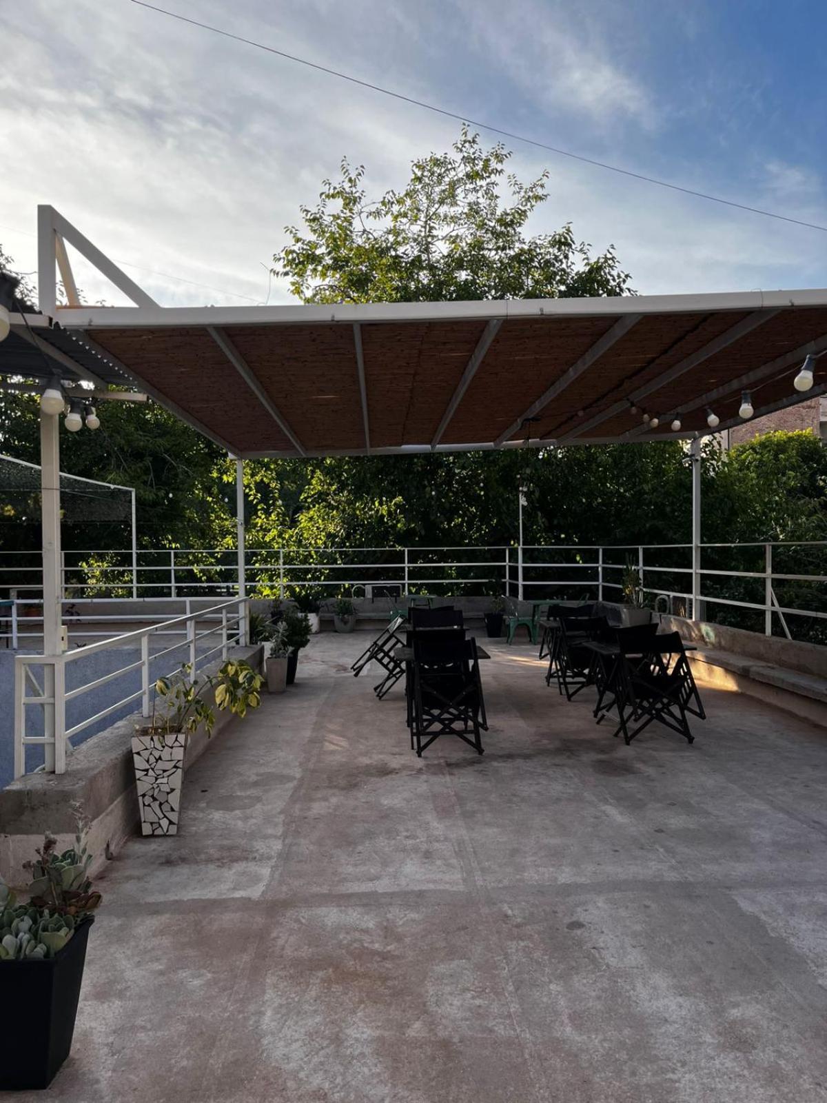 Sin Fin Hostel Mendoza Exterior photo